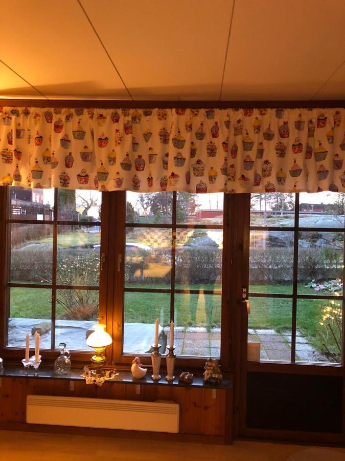 Anitas B&B Stockholm/Vaellingby Екстериор снимка