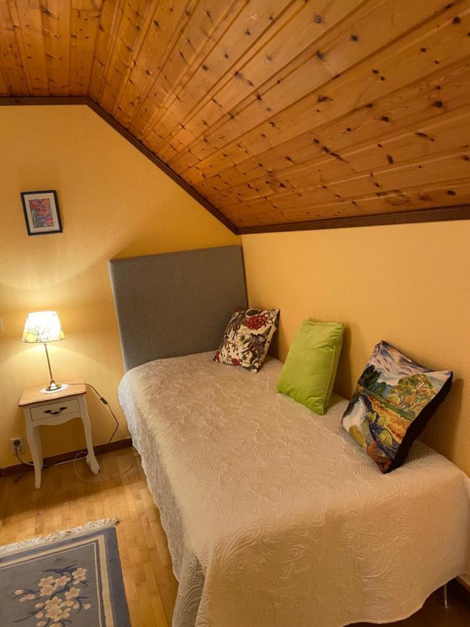 Anitas B&B Stockholm/Vaellingby Екстериор снимка