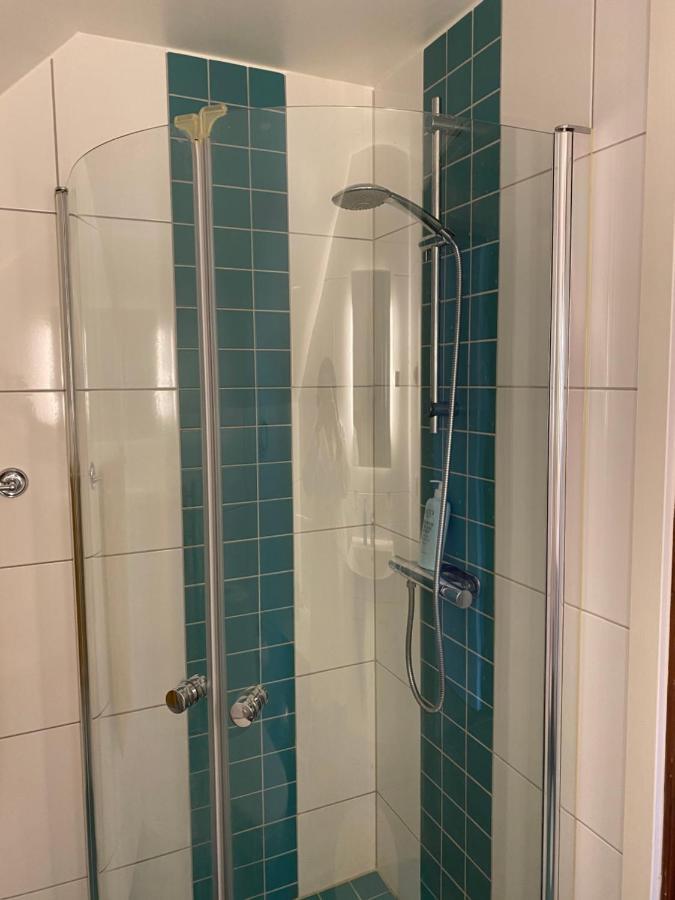 Anitas B&B Stockholm/Vaellingby Екстериор снимка
