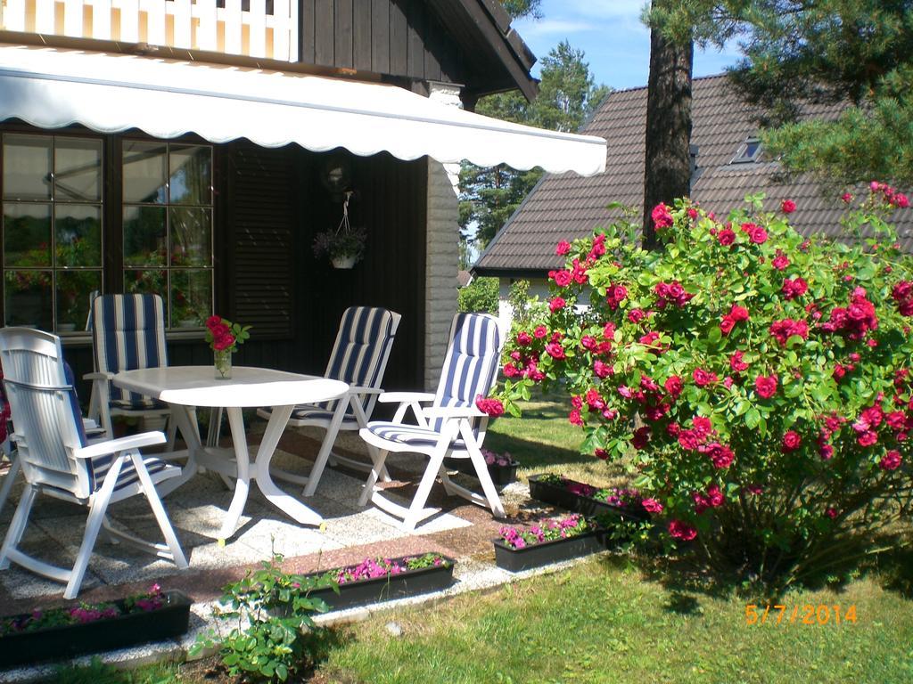 Anitas B&B Stockholm/Vaellingby Екстериор снимка